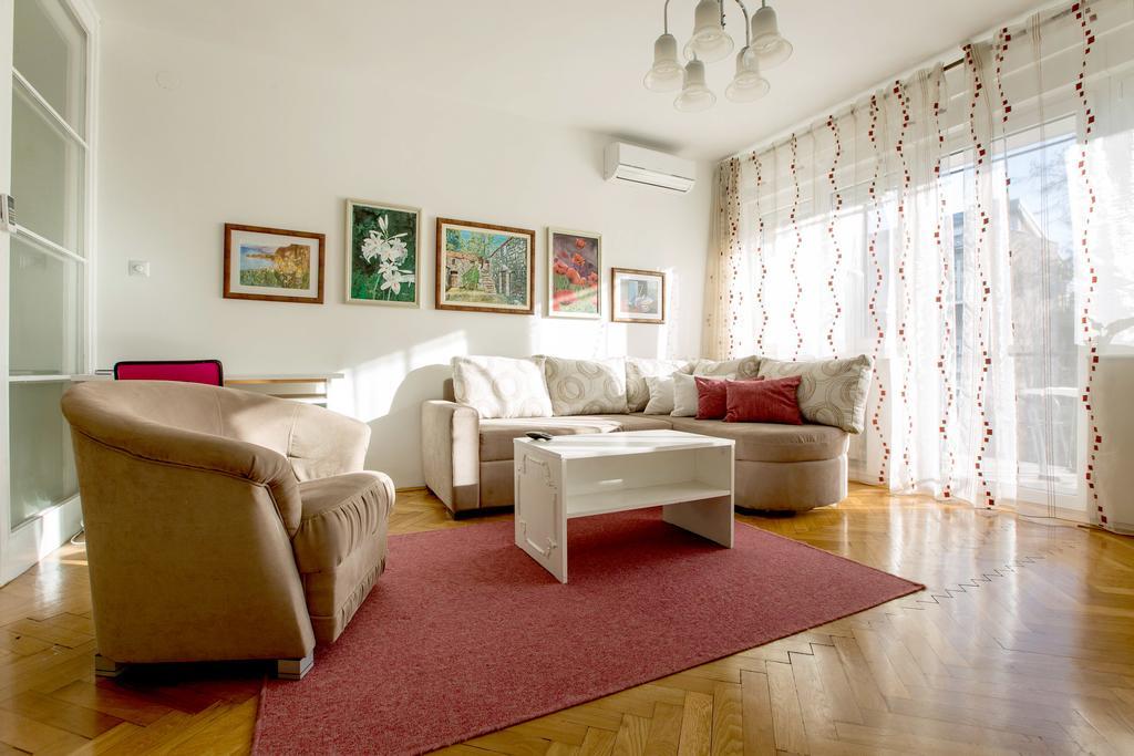 Apartment Cvetje Загреб Экстерьер фото